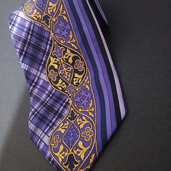 Versace Purple and Gold Patterned Men's Tie - Picture 2 of 4